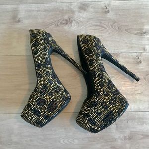 Steve Madden Dyvinal Pumps